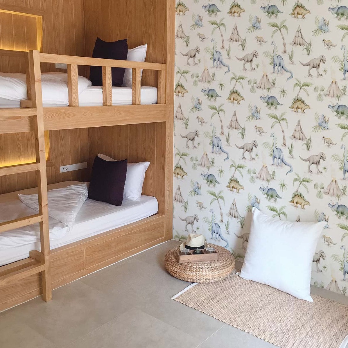 Aladar Wallpaper - Loomwell Home Goods