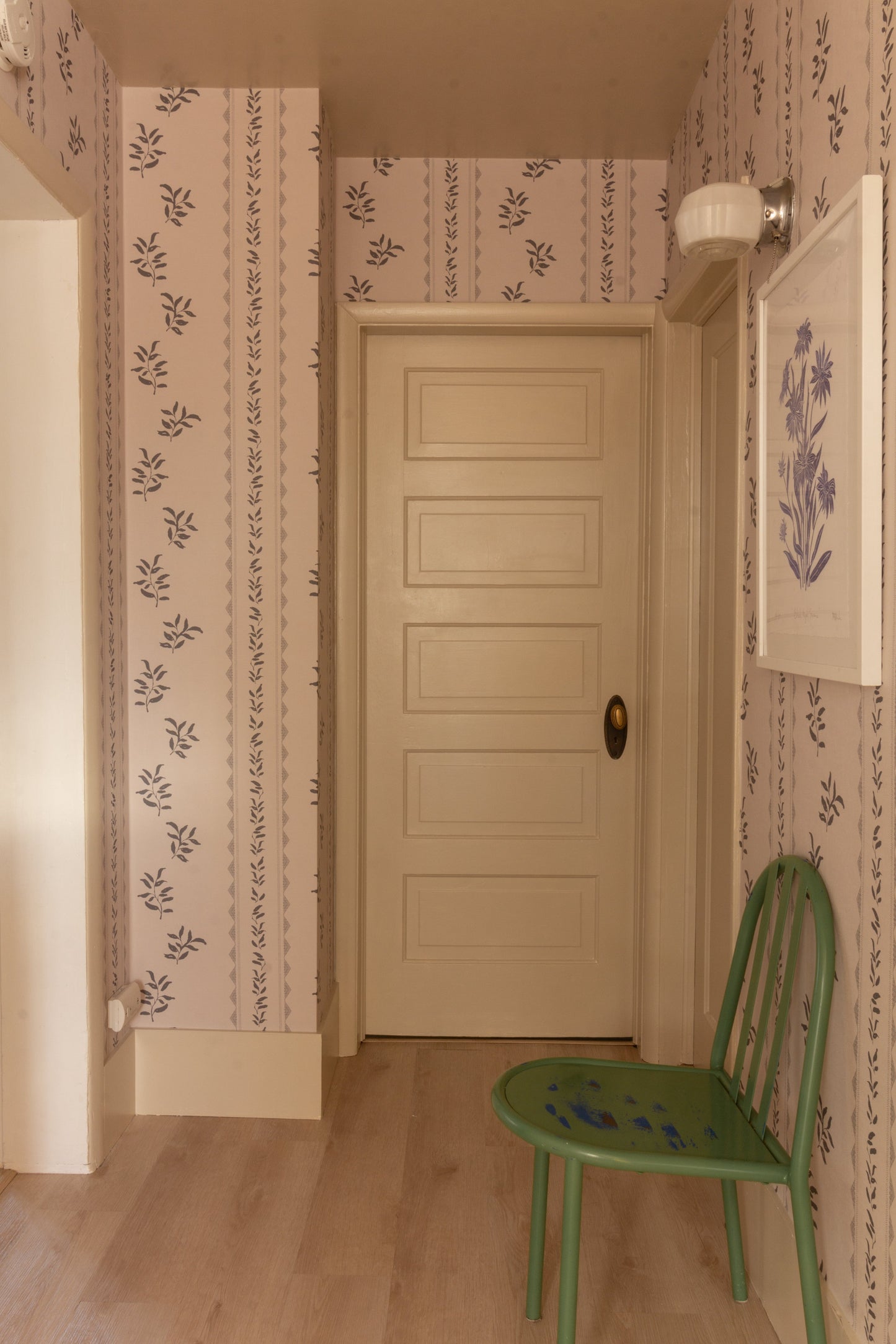 Colleen Wallpaper by Gabriela Dachin - Loomwell Home Goods