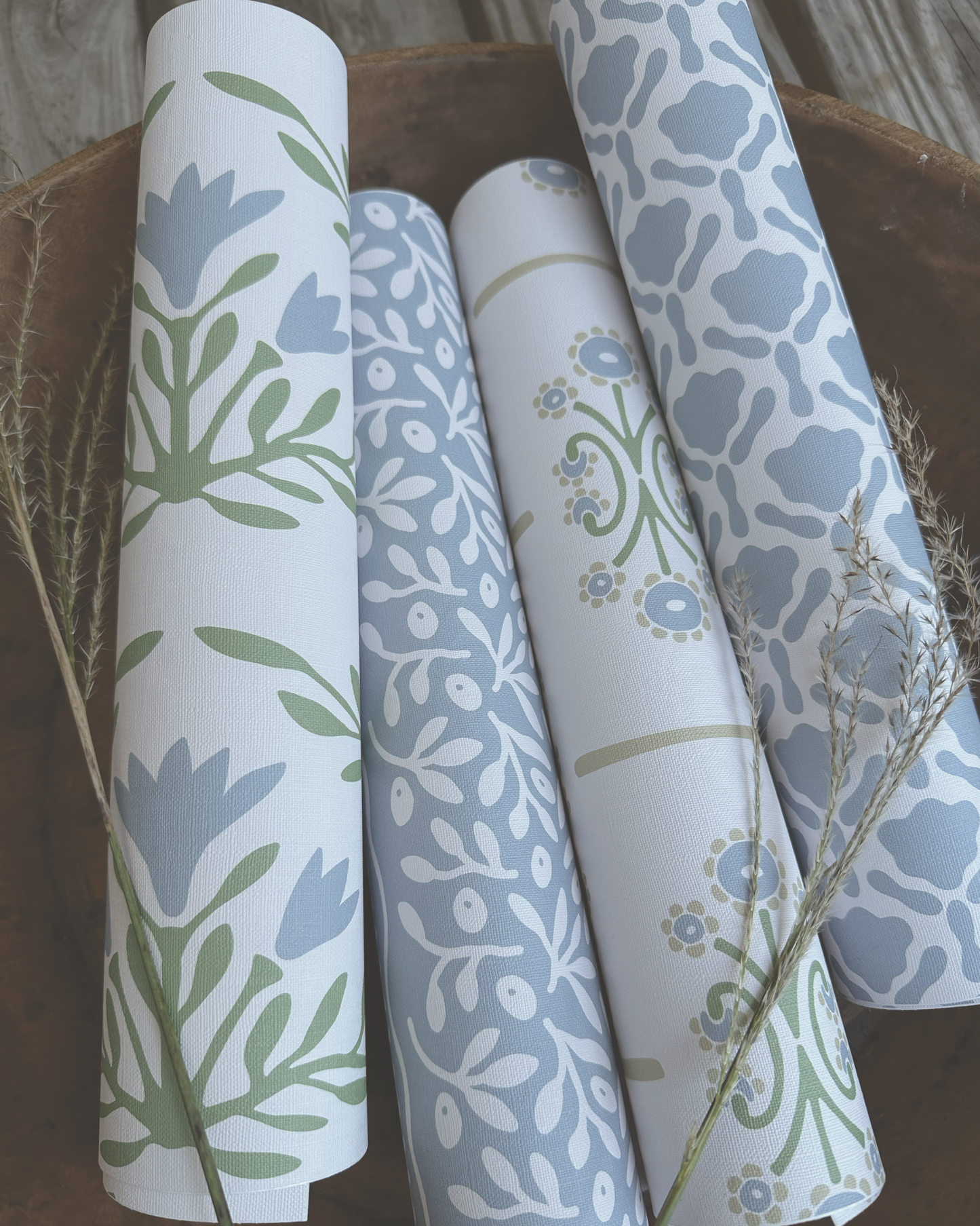 Julia Wallpaper by Heights Design Studio - Loomwell Home Goods