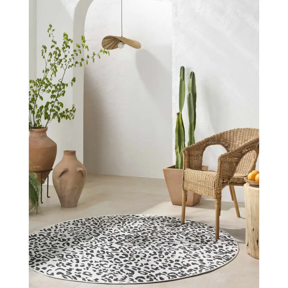 Alderbury White Leopard Print Rug - Boutique Rugs