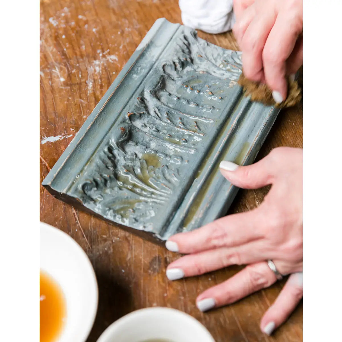Antiquing Glaze - Amy Howard At Home