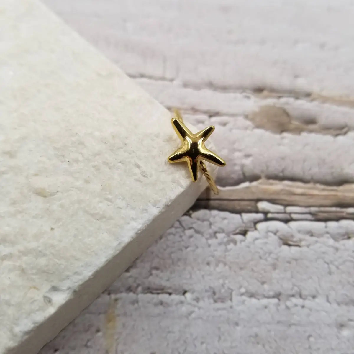 Beach Starfish Ring - Honeybee Vintage