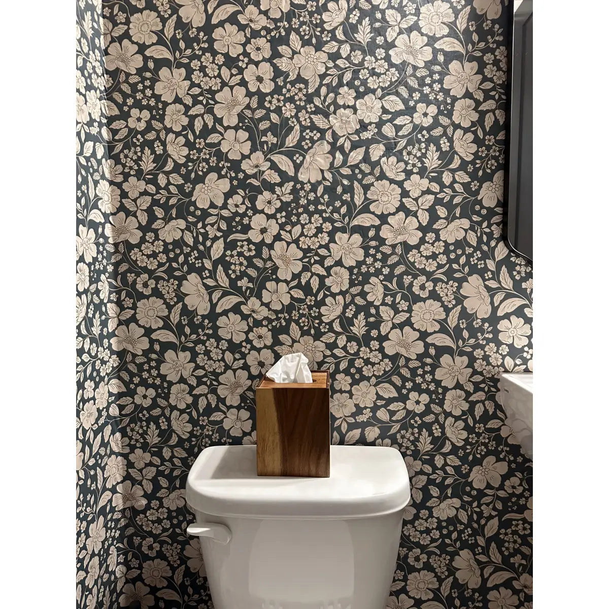 Beatrice Wallpaper - Bold Detailed Flowers - by Daphne and Sage - Loomwell Home Goods