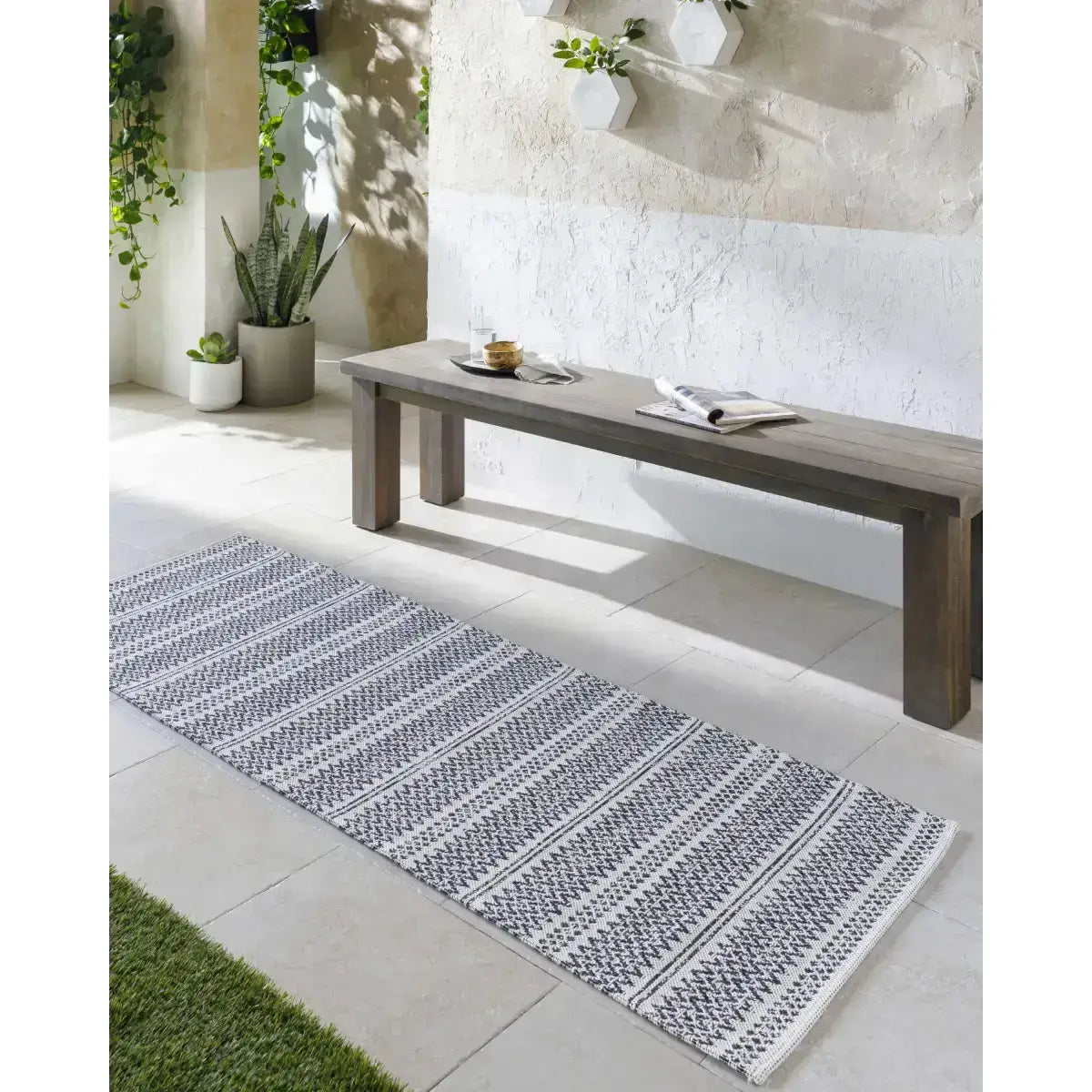 Black & White Cotton Area Rug - * 2’6’’ x 7’3’’ Runner - Boutique Rugs