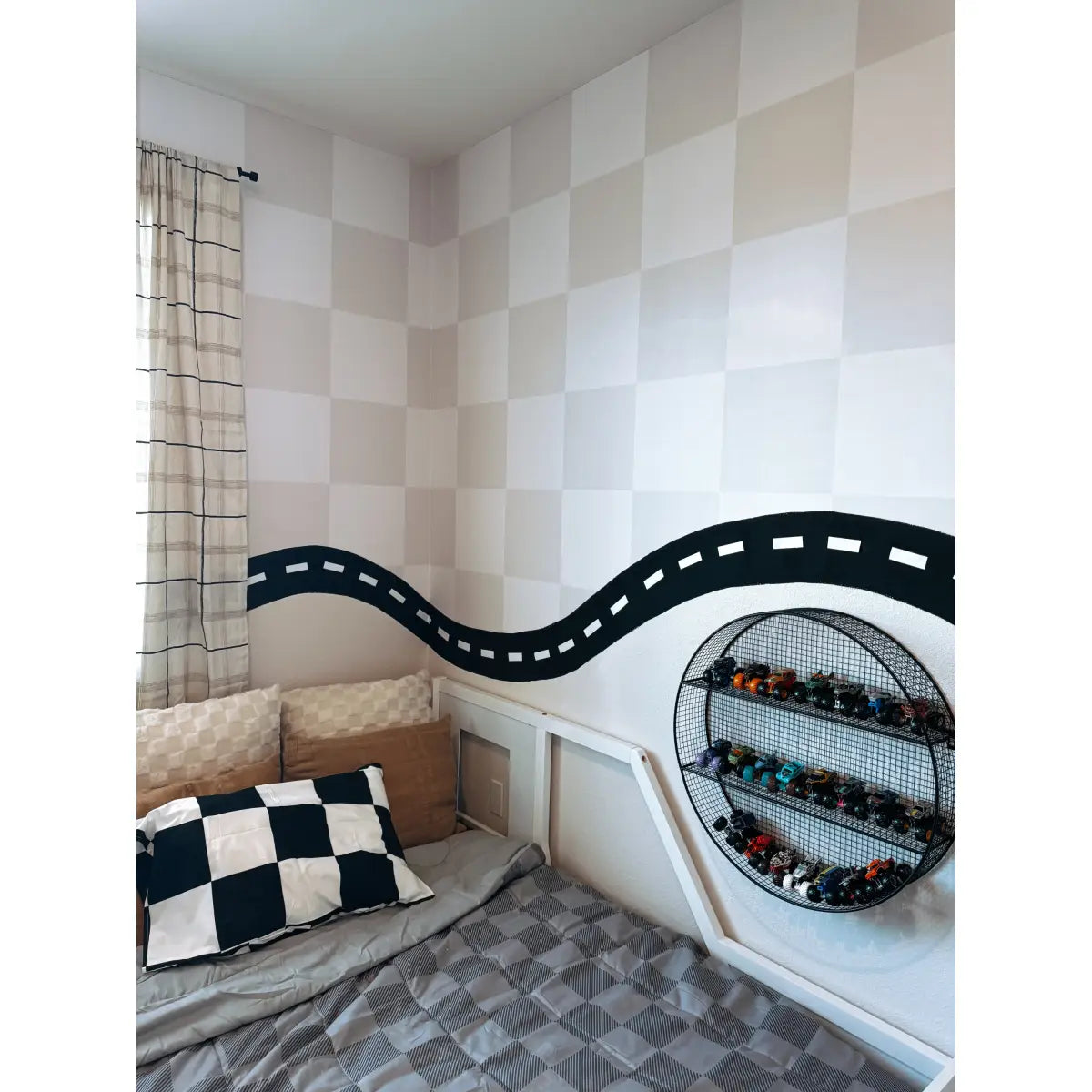 Bowie Wallpaper - Checkerboard - Loomwell Home Goods