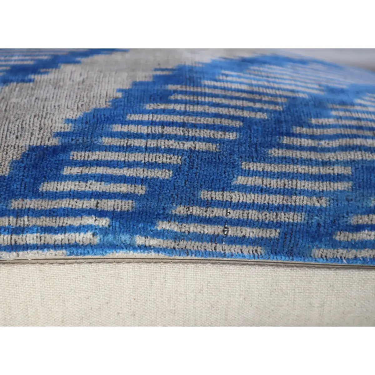 Canvello Blue And White Chevron Pillows For Couch - 16x24 - Canvello