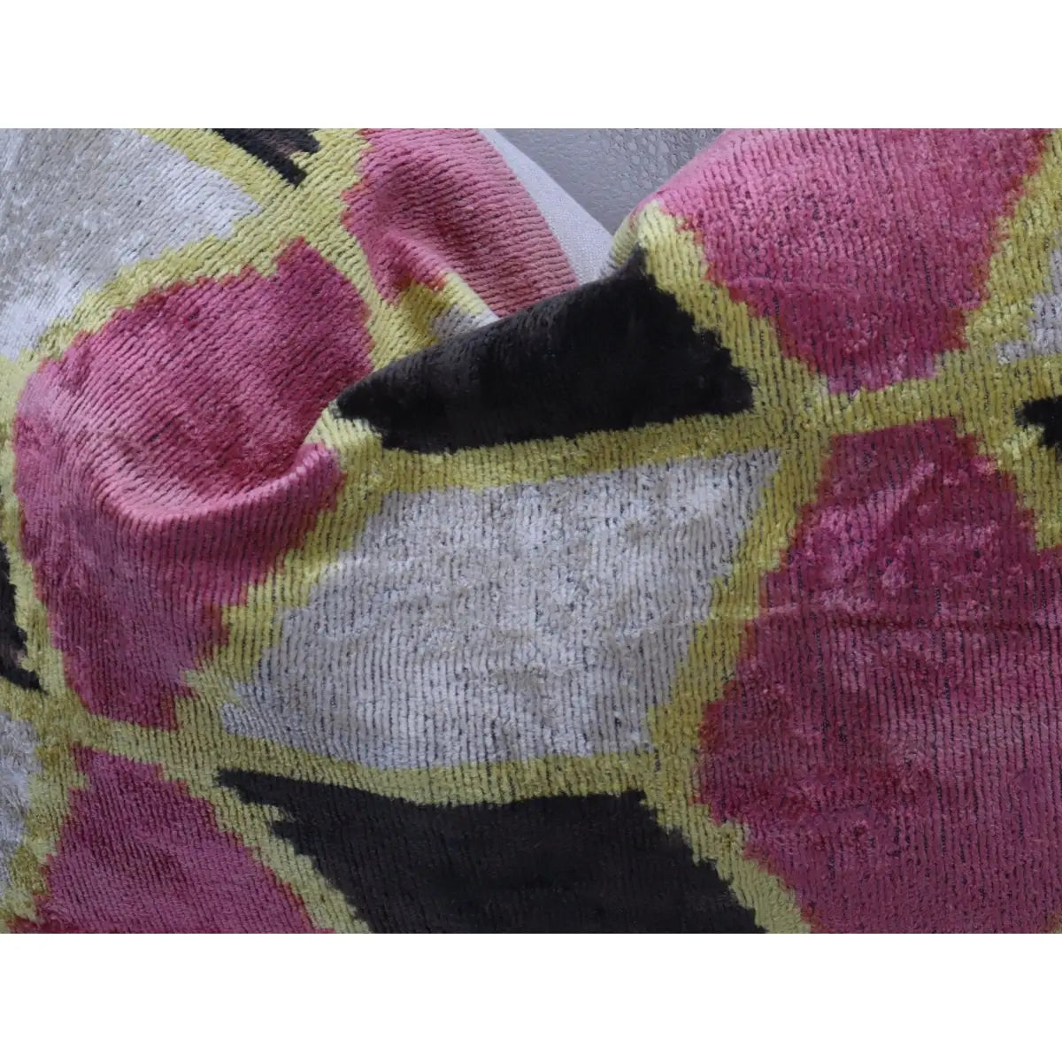 Canvello Decorative Dirty Pink Velvet Throw Pillow - 16x24 - Canvello