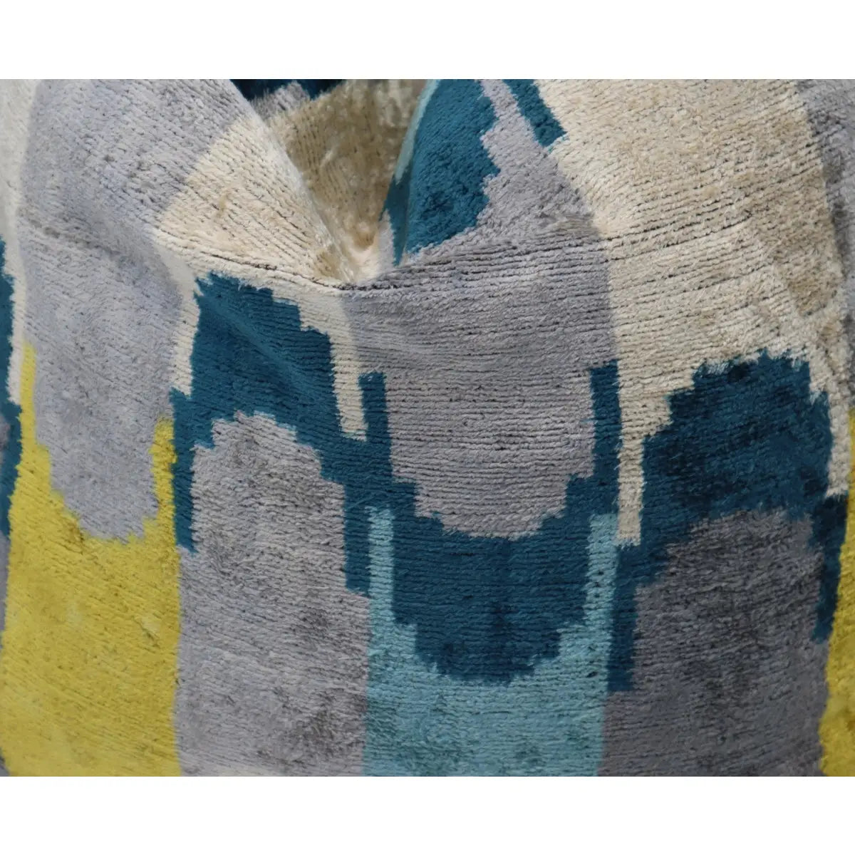 Canvello Handmade Grau Blue Yello Velvet Throw Pillows - 20x20 - Canvello