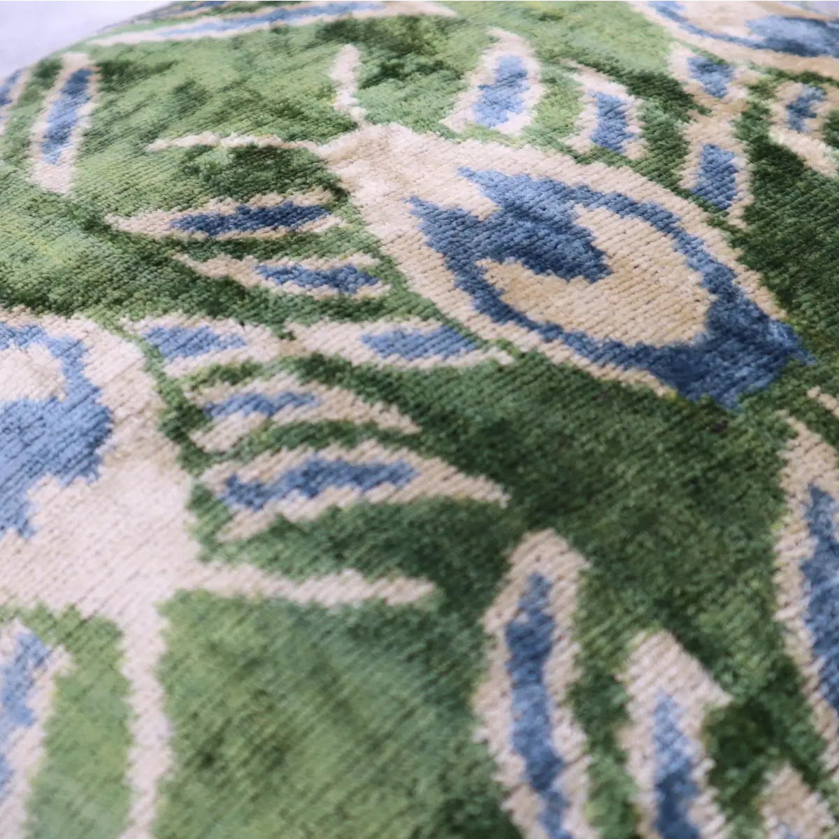 Canvello Handmade Green Pillows For Couch | 20 x 20 in (50 x 50 cm) - Canvello