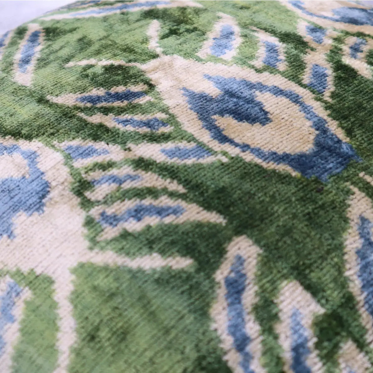 Canvello Handmade Green Pillows For Couch | 20 x 20 in (50 x 50 cm) - Canvello