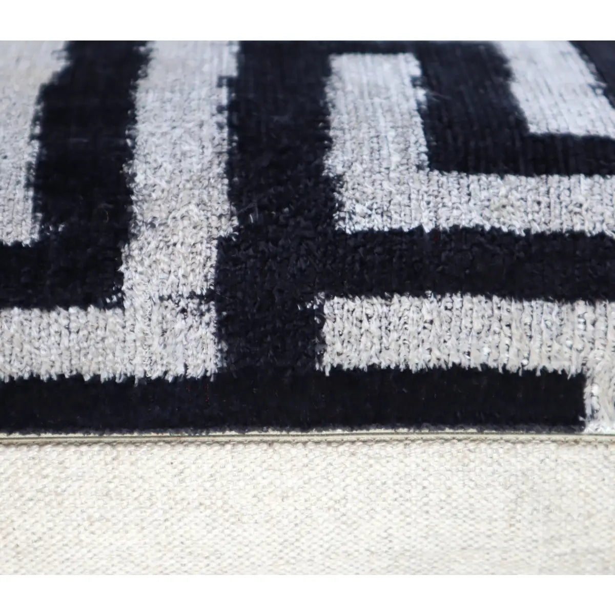 Canvello Luxury Decorative Black White Throw Pillow | 16 x 24 in (40 x 60 cm) - Canvello