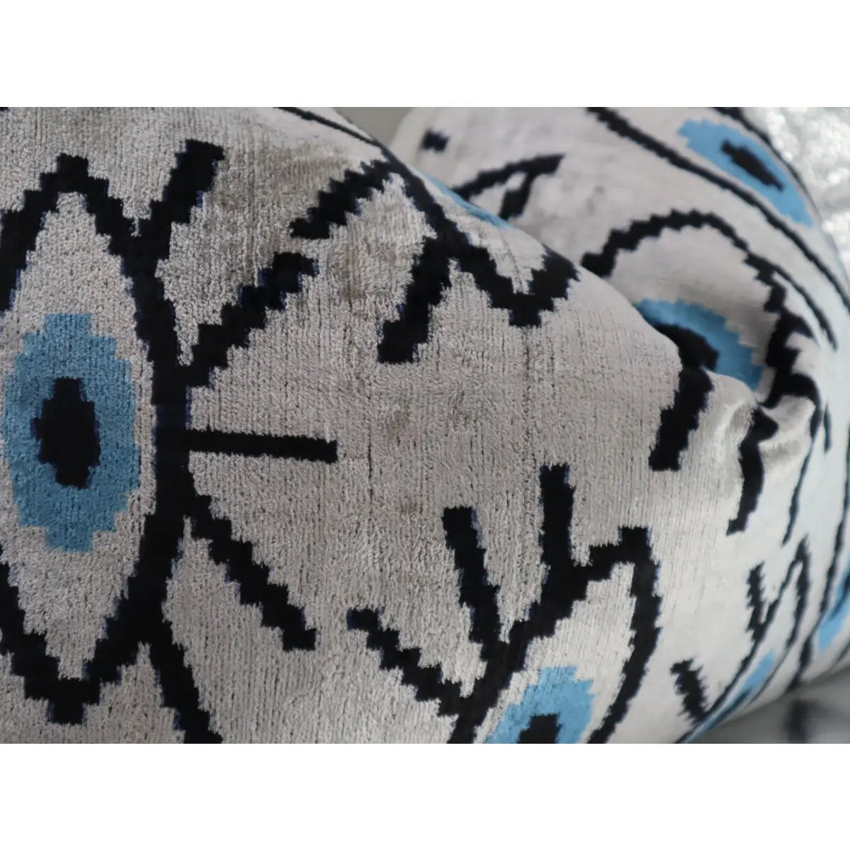 Canvello Silver Black Blue Vegetable Dyed Handmade Turkish Silk Velvet Pillow - A Work of Art - Canvello