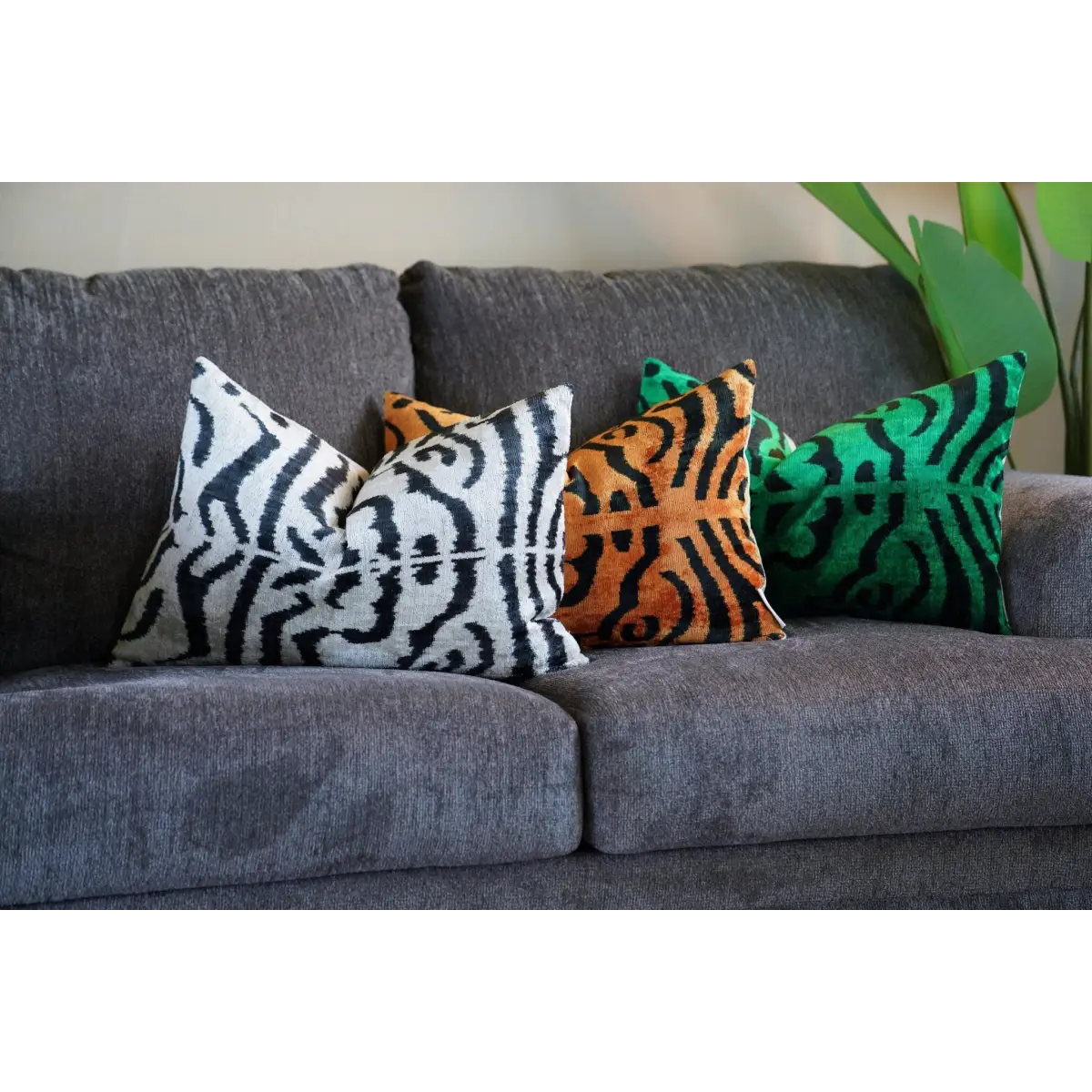 Canvello Tiger-Print Decorative Throw Pillows Sets | 16x24 in | Set of 3 - Canvello