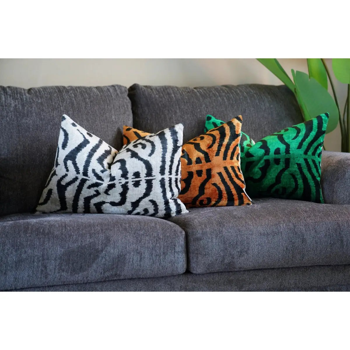 Canvello Tiger-Print Decorative Throw Pillows Sets | 16x24 in | Set of 3 - Canvello