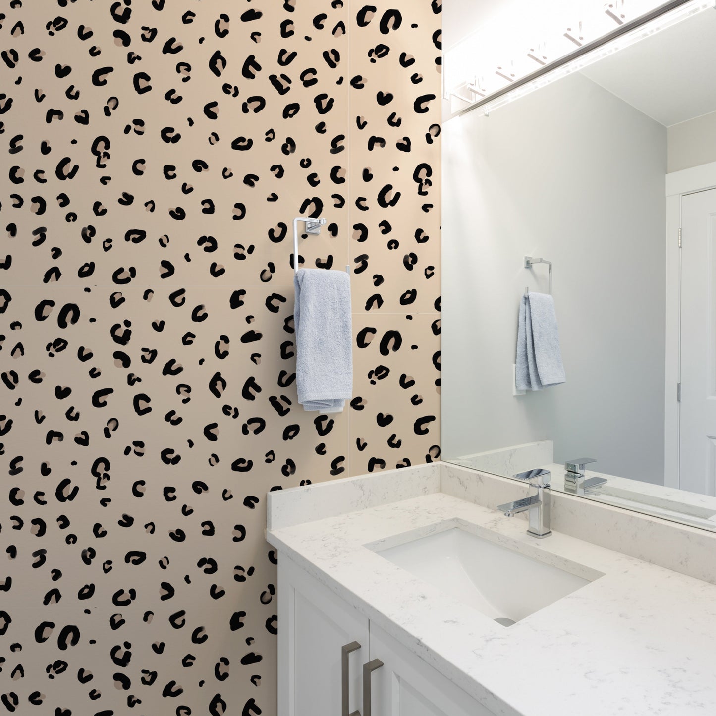 Nala Wallpaper by Erika Senneff - Loomwell Home Goods