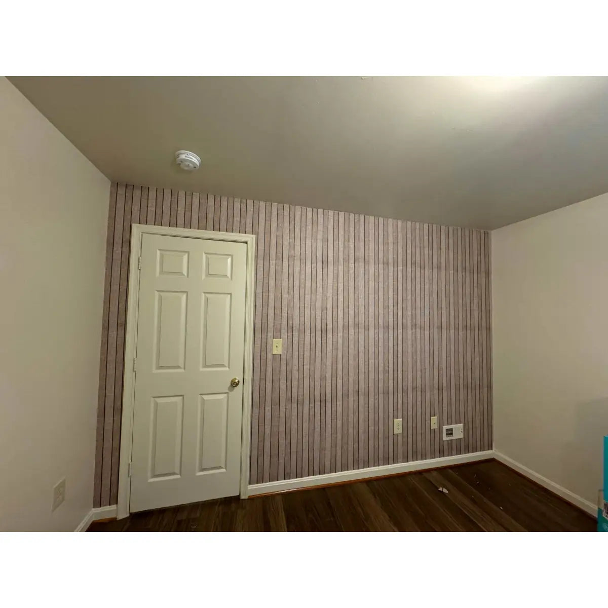 Dallas Wallpaper - Textured Bold Stripe - Loomwell Home Goods