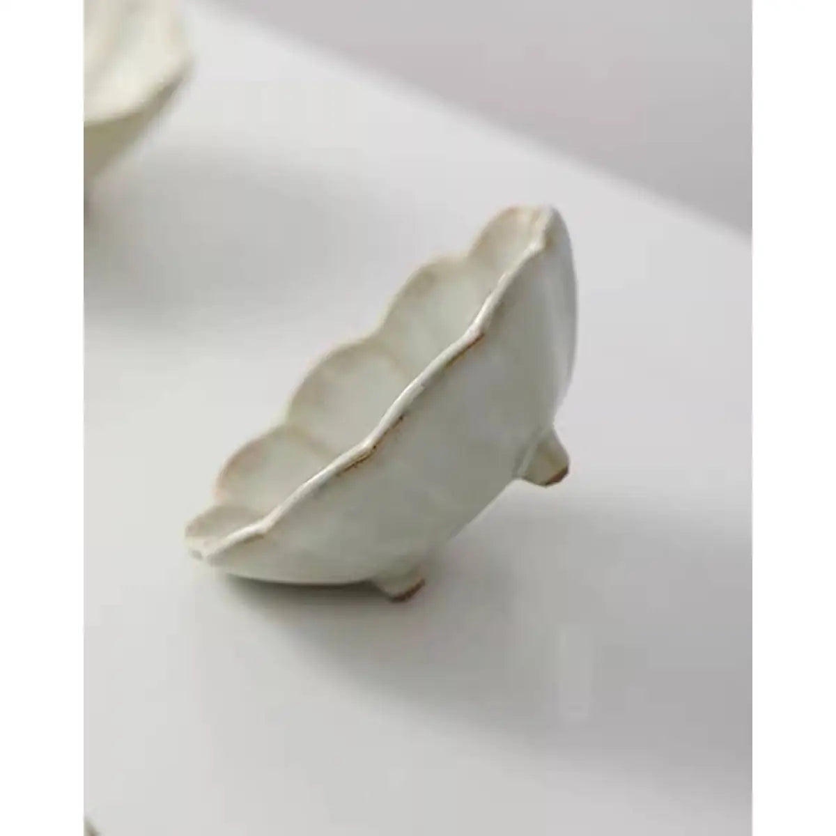 Flower Petal Pinch Bowl - Small - Fodory