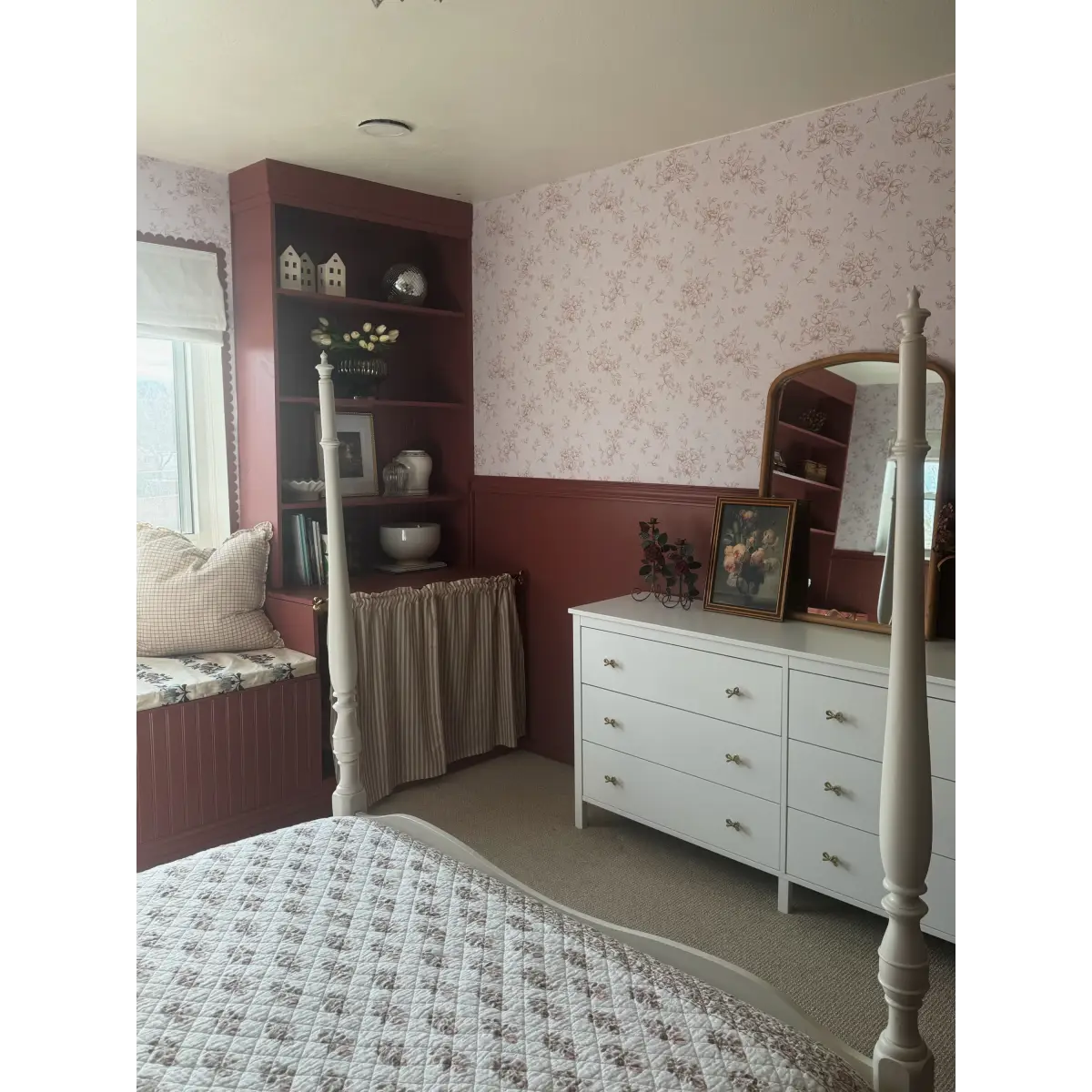 Gretl Wallpaper - Subtle Floral - by Emily Cooper Art - Loomwell Home Goods