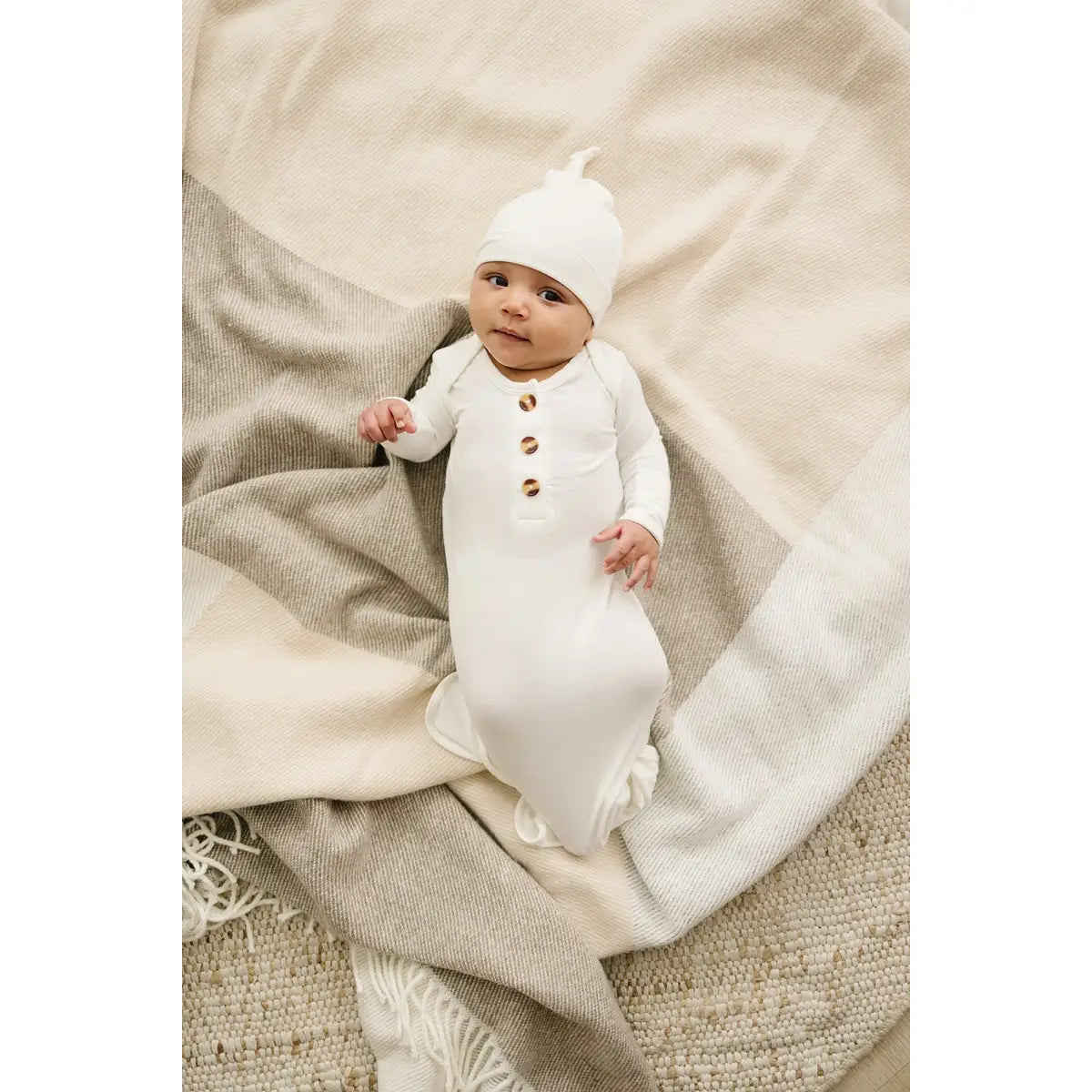 Knot Hat - White - Harp Angel Boutique