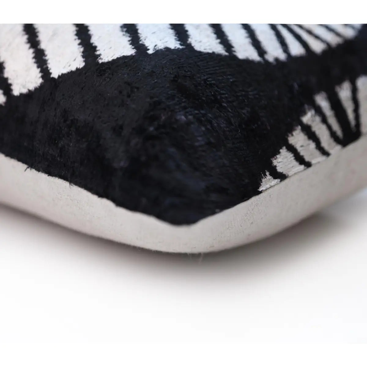 Luxury Black & White Silk Velvet Throw Pillow 16x24 – Handmade Geometric Designer Lumbar - Canvello