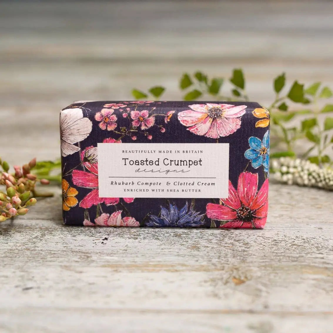 Luxury Soap Bar - Rhubarb & Clotted Cream - Toasted Crumpet