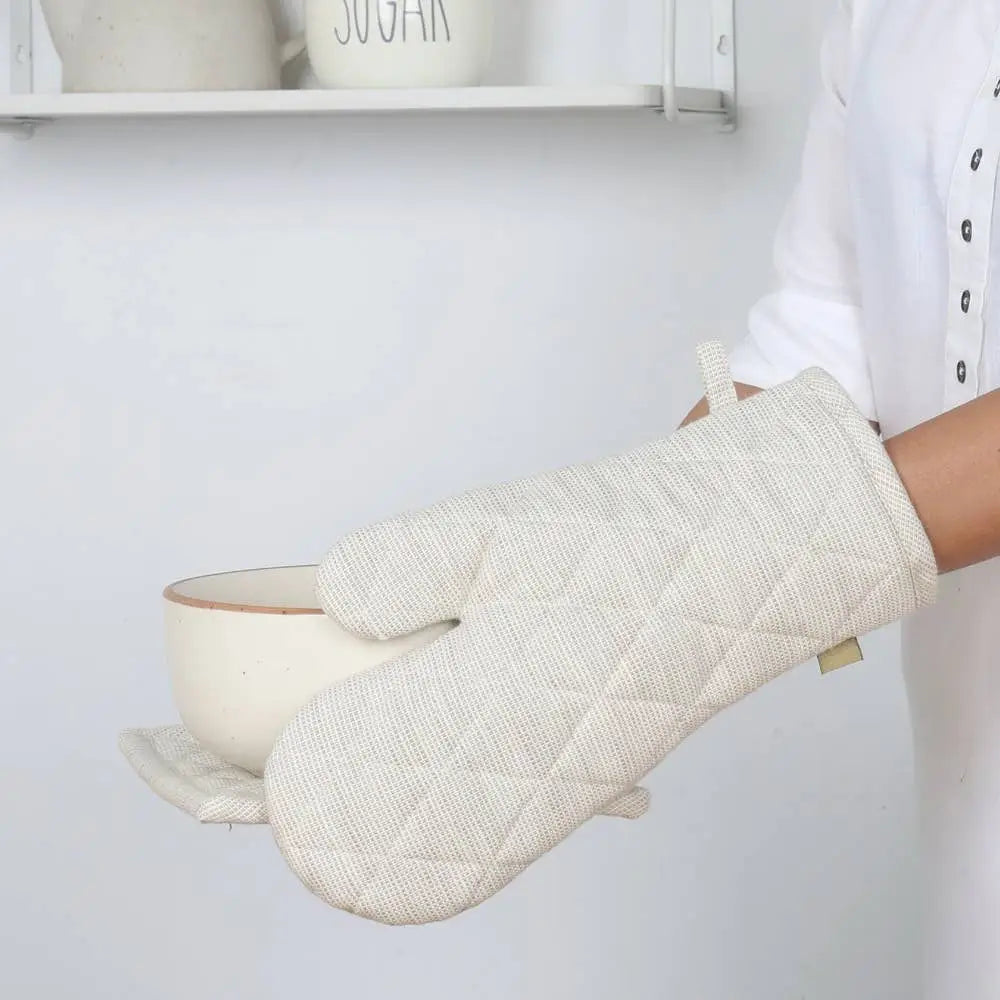 Quilted Oven Glove - Taupe Slub Chambray - Raine & Humble