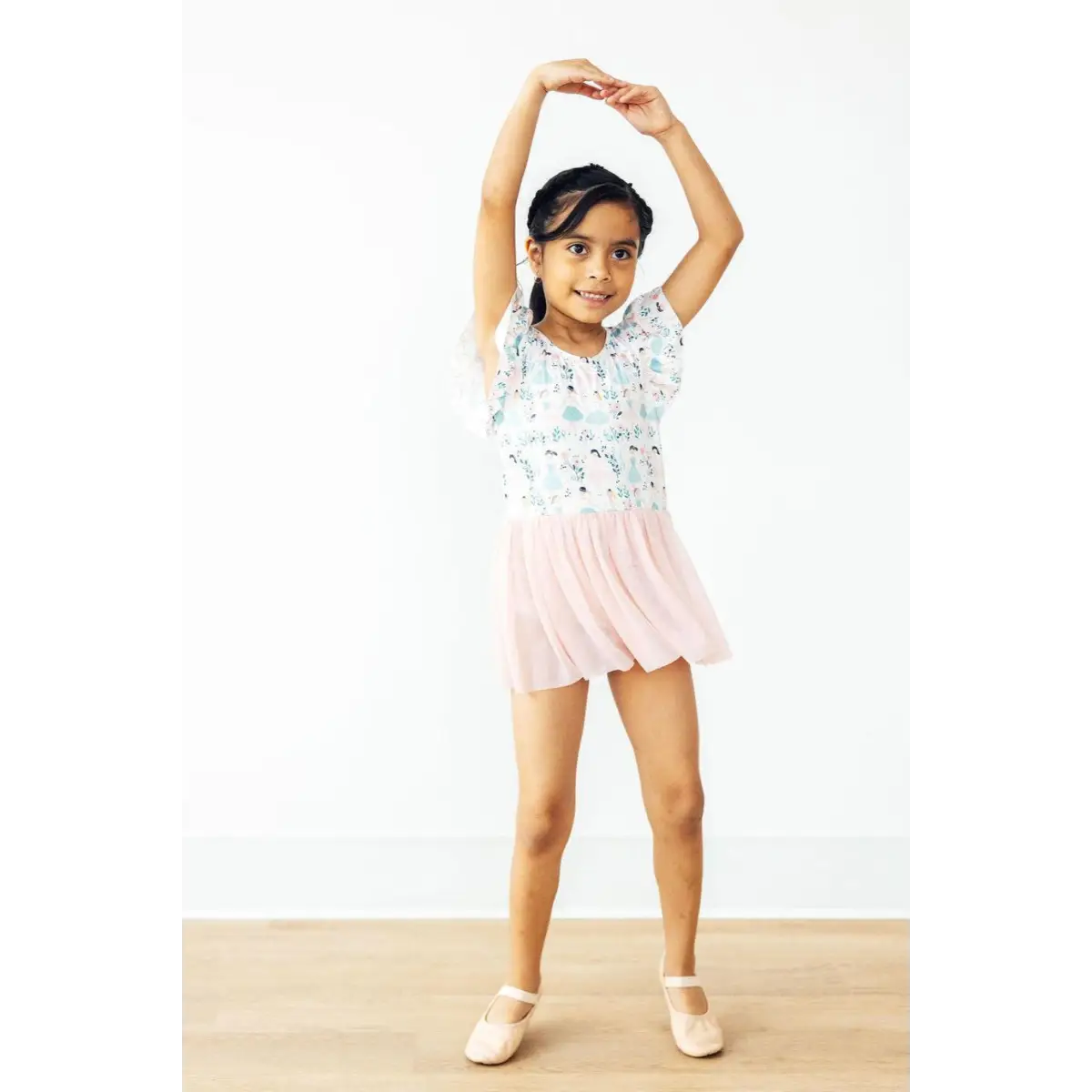 Twinkle Toes S/S Twirl Leotard - Mila & Rose ®