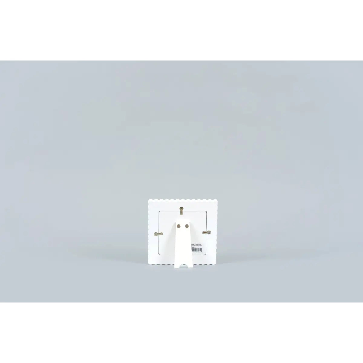 White Scallop Wood Photo Frame - 6x6 (4x4 picture) - Adams & Co.