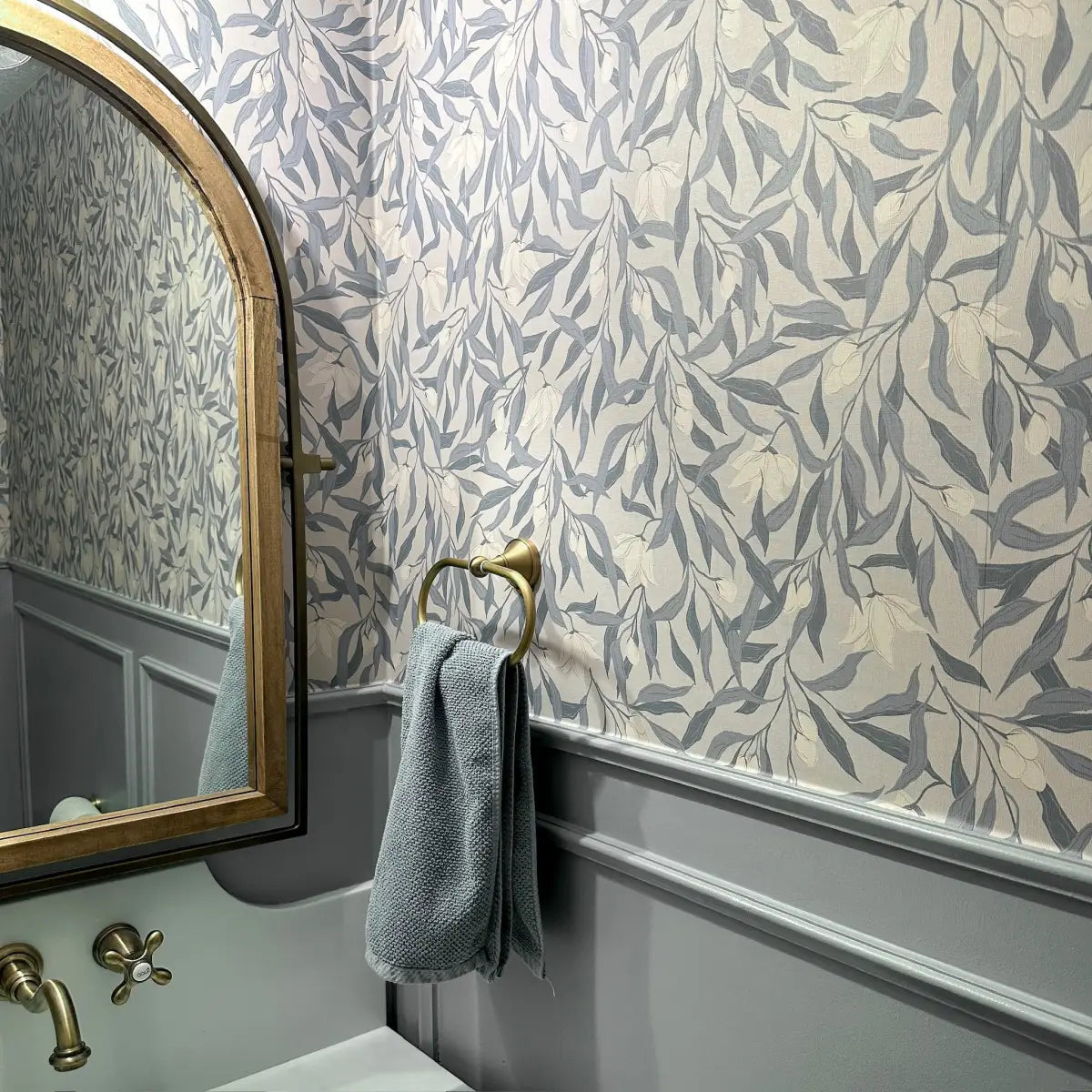 Windsor Wallpaper - Leaves - by Aubrey Fairchild - Loomwell Home Goods