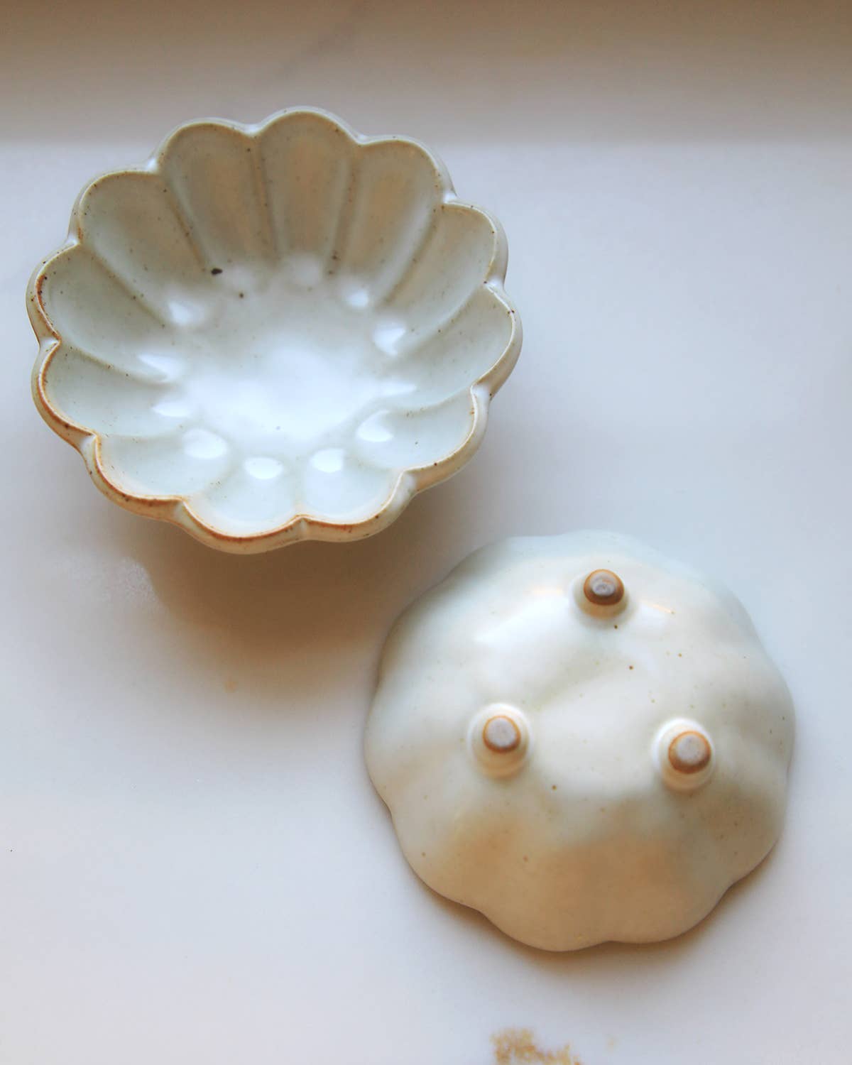 Flower Petal Pinch Bowl - Small - Fodory