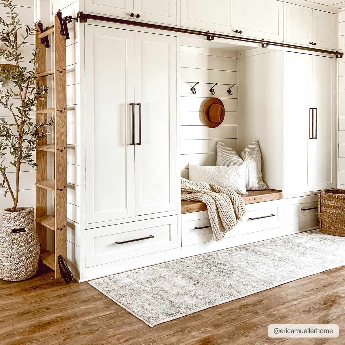 Olive Holi-2304 Washable Area Rug - Boutique Rugs