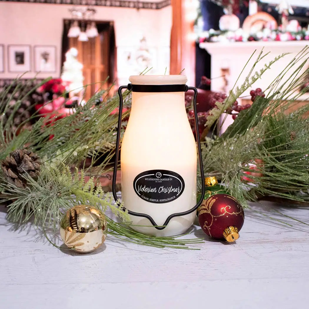 14 oz Milkbottle Candle: Victorian Christmas - Milkhouse Candle Company