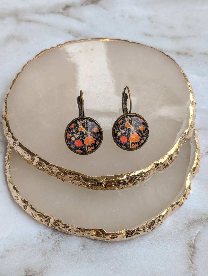 Hermosos aretes vintage de otoño