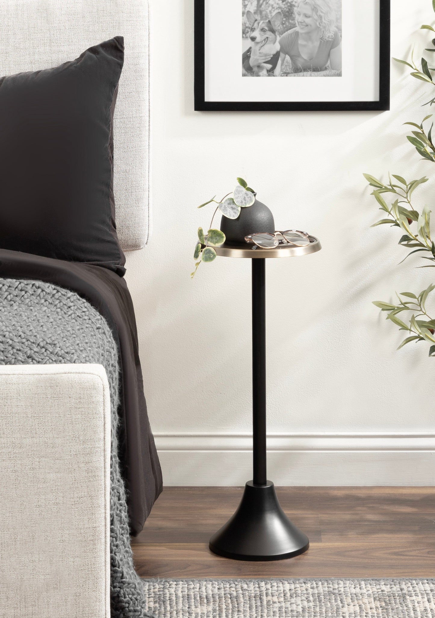 Sanzo Metal Cocktail Table or Plant Stand