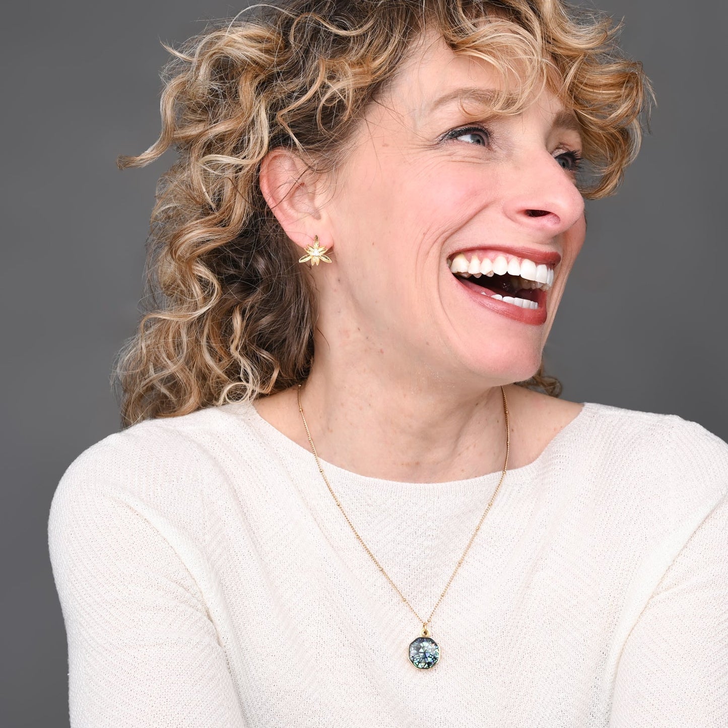 Cherished Reflections Locket