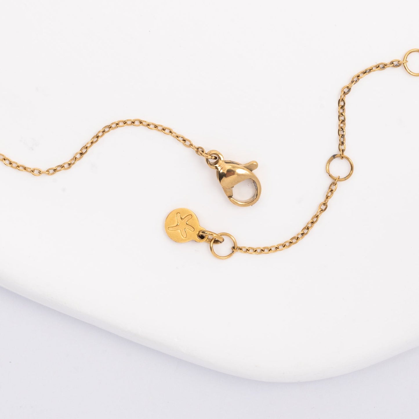 Brilliance V-Bar Chevron Zircon & Gold Necklace