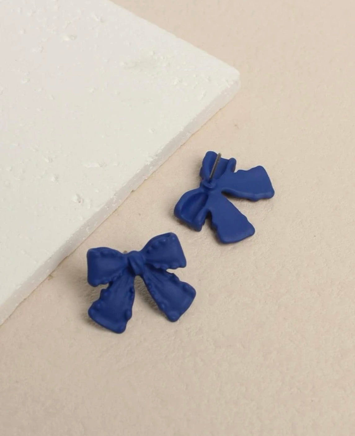 Boucles d'oreilles à jolis nœuds bleus