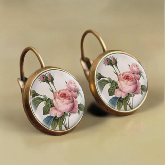 Belles boucles d'oreilles roses vintage