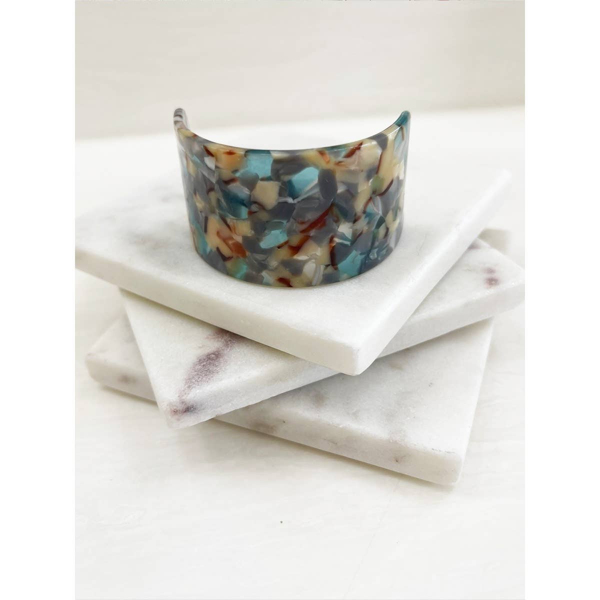 Elastic Ponytail Holder with Tortoise Acrylic Cuff - Love and Repeat