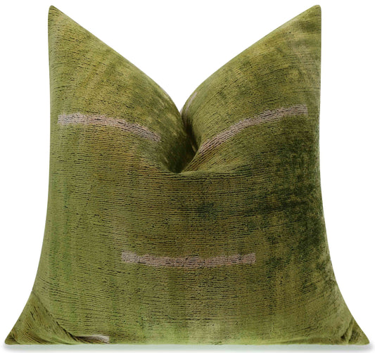 Coussin minimaliste en velours de soie fait main - 20x20, vert avec des lignes d'accent blanches, insert en plumes