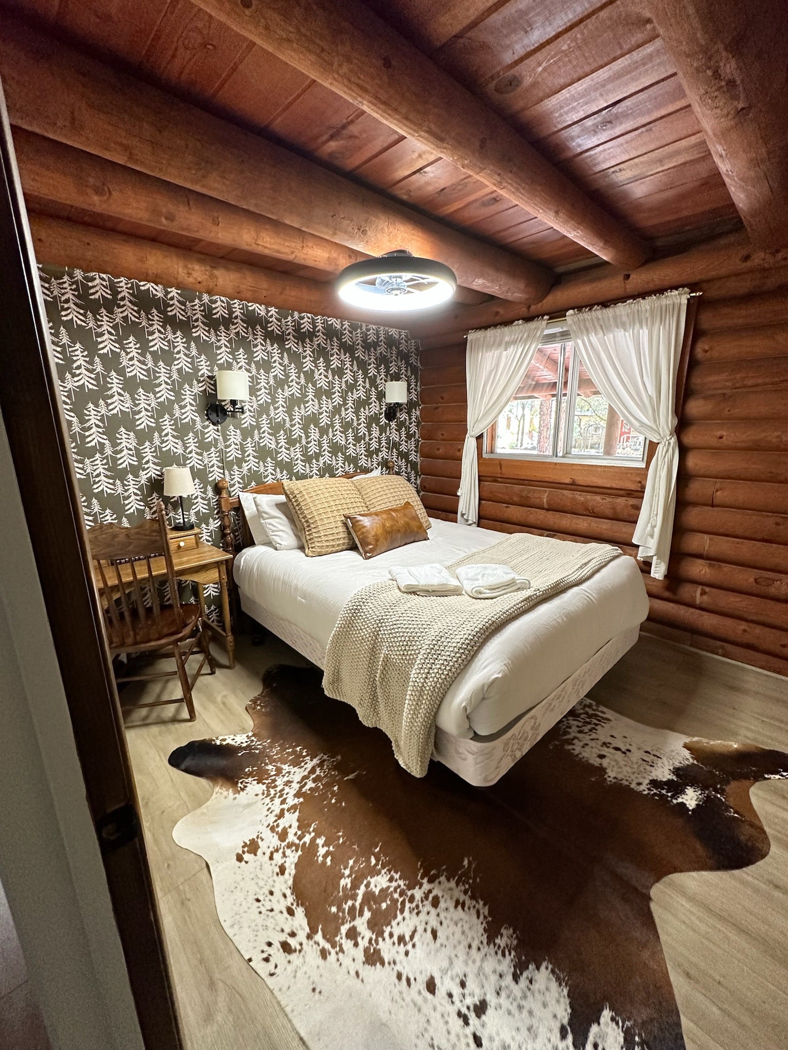 Cascade Wallpaper by Cassandra Zaniboni - Loomwell Home Goods