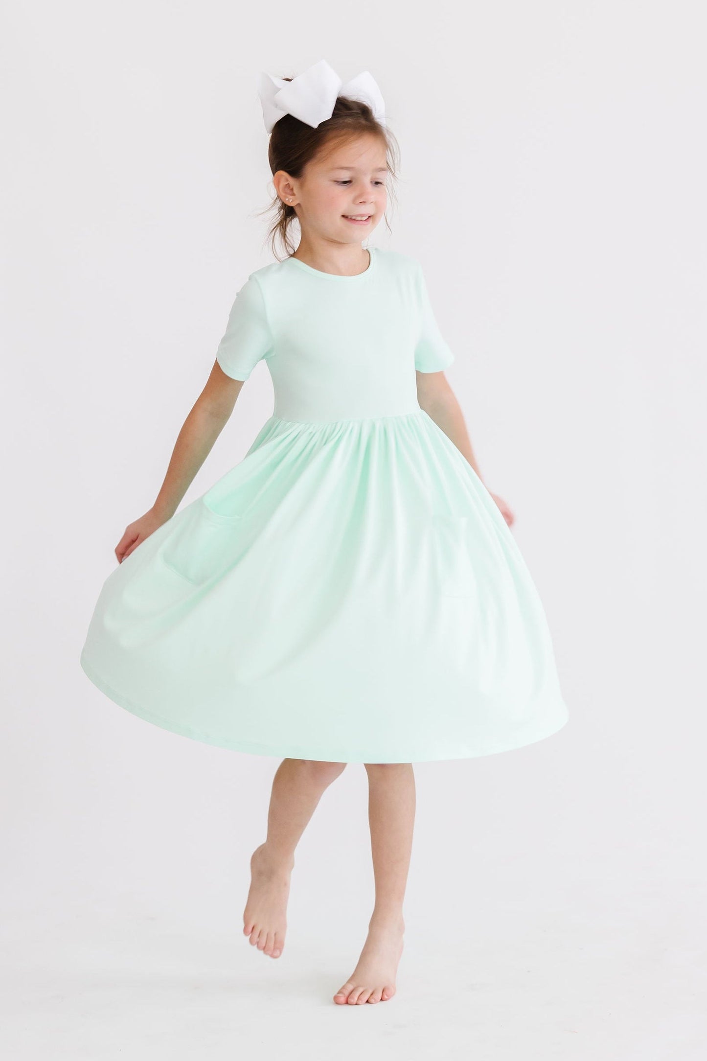 Pastel Green S/S Pocket Twirl Dress