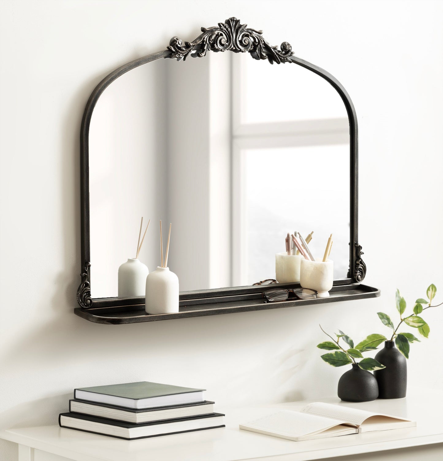 Arendahl Elegant Arch Mirror with Shelf