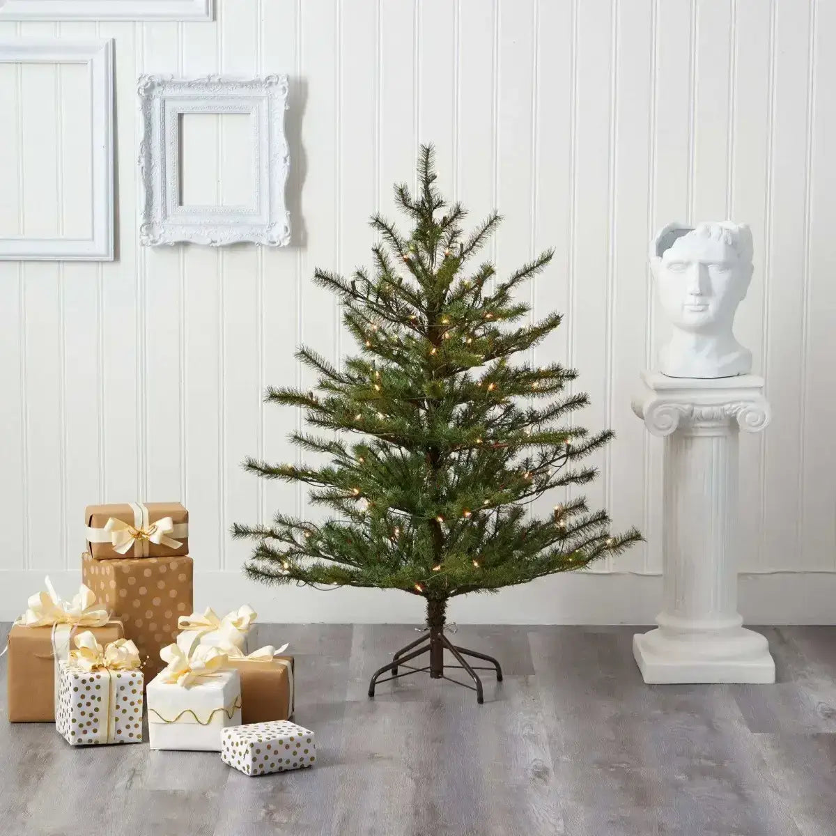 4’ Vancouver Mountain Pine Artificial Christmas Tree with 100 Clear Lights and 374 Bendable Branches - Green - Nearly