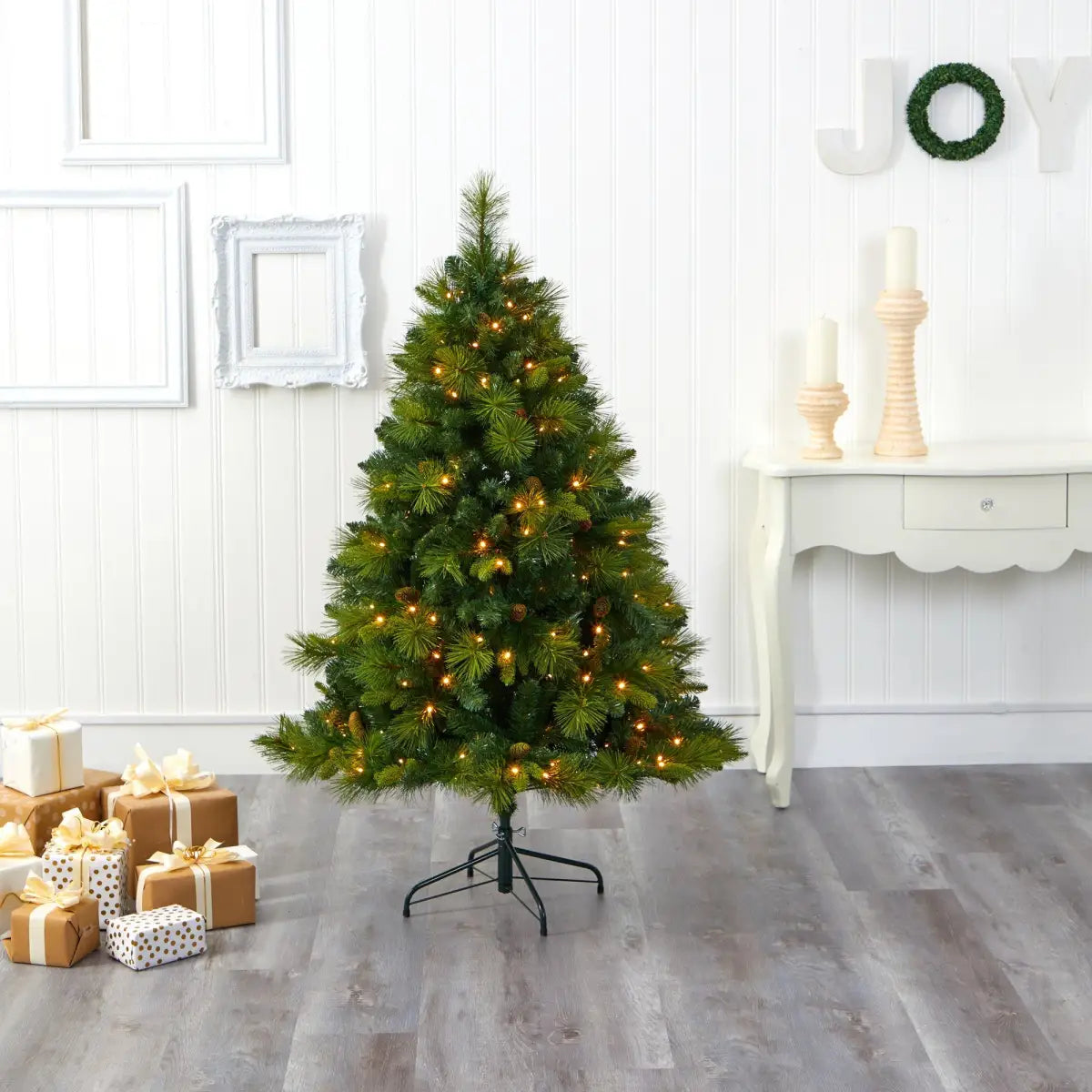 5’ North Carolina Mixed Pine Artificial Christmas Tree with 200 Warm White LED Lights 711 Bendable Branches