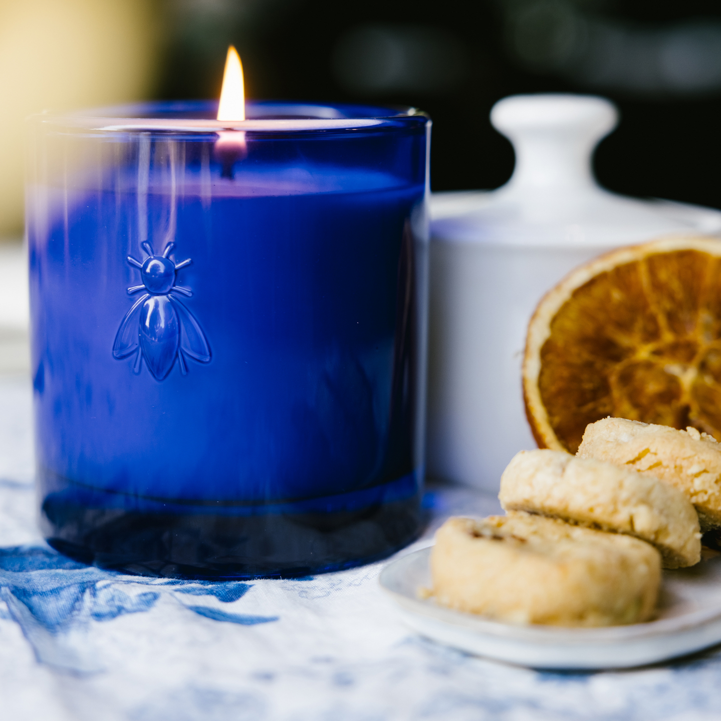 Winter Garden Bee Soy Candle - made in France - La Rochere NA