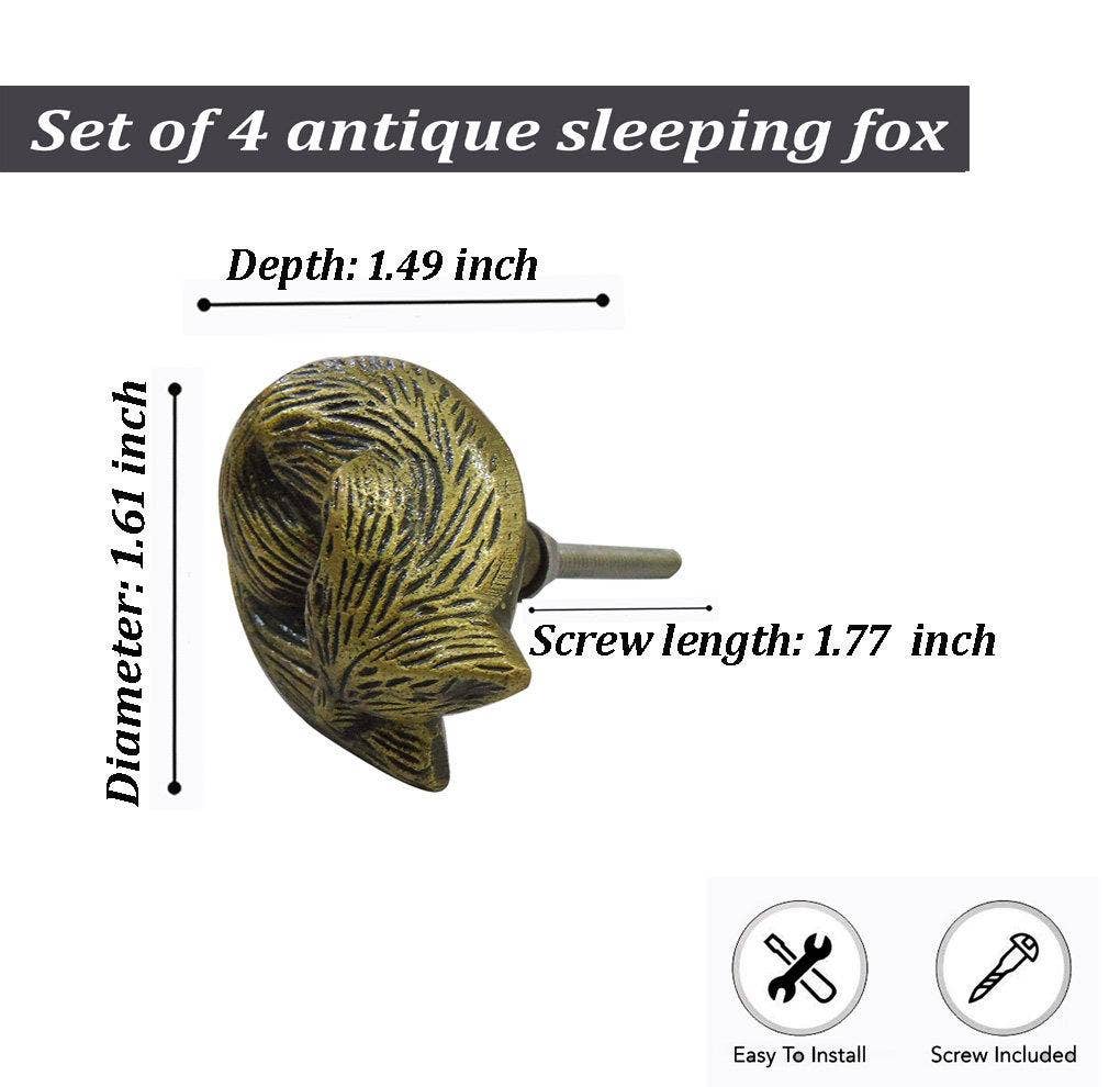Sleeping Fox Brass Knob