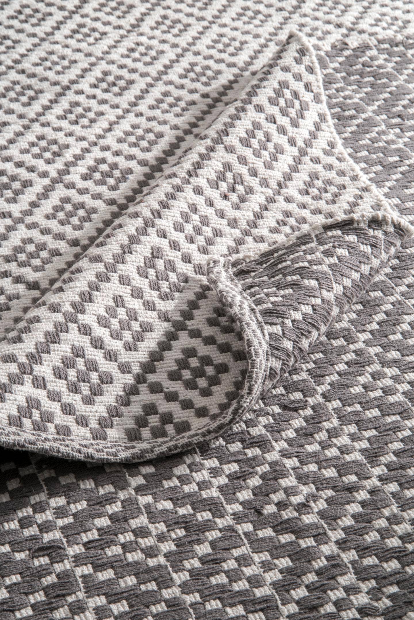 Gray Diamond Cotton Rug