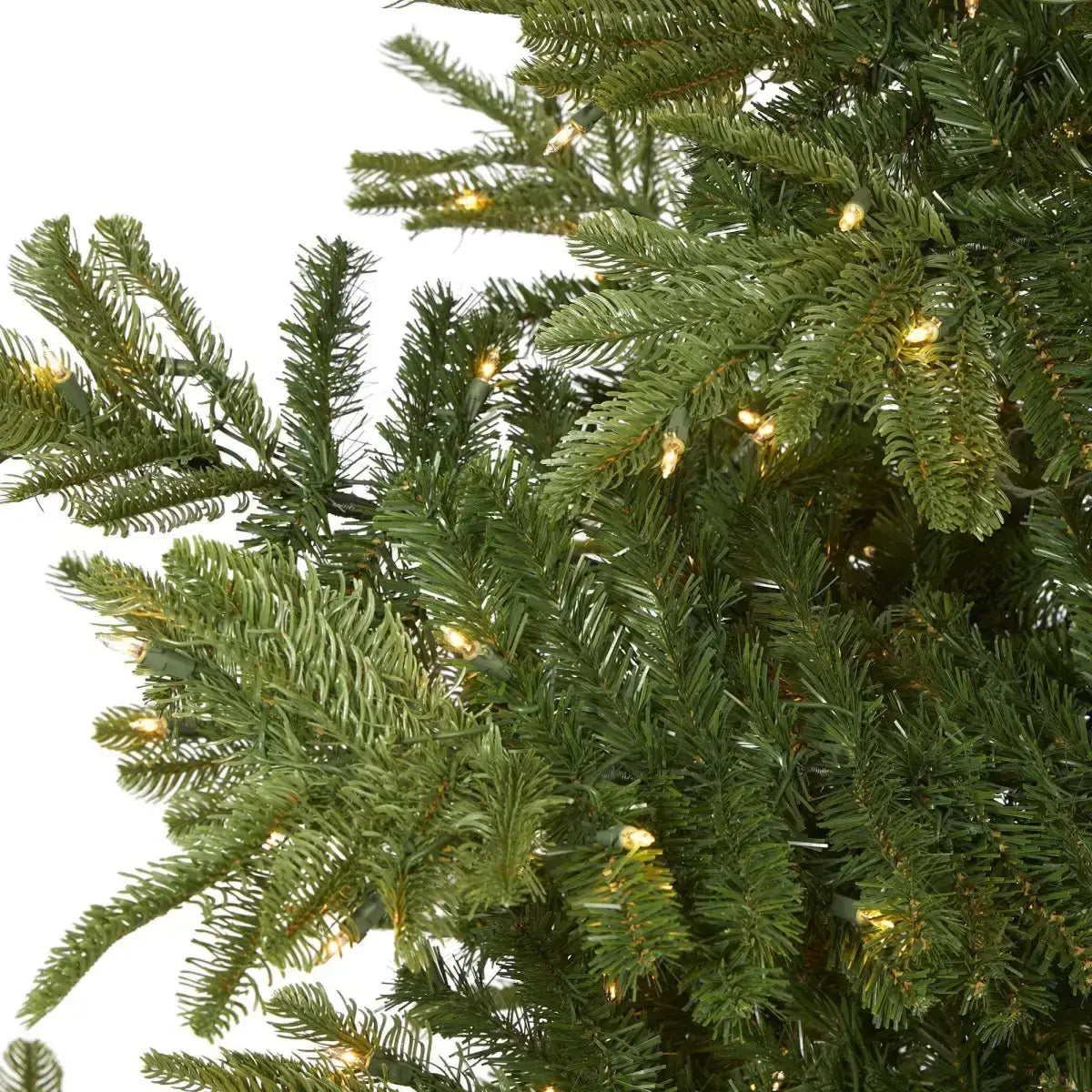9’ Layered Washington Spruce Artificial Christmas Tree with 750 Clear LED Lights and 2055 Bendable Branches - Green