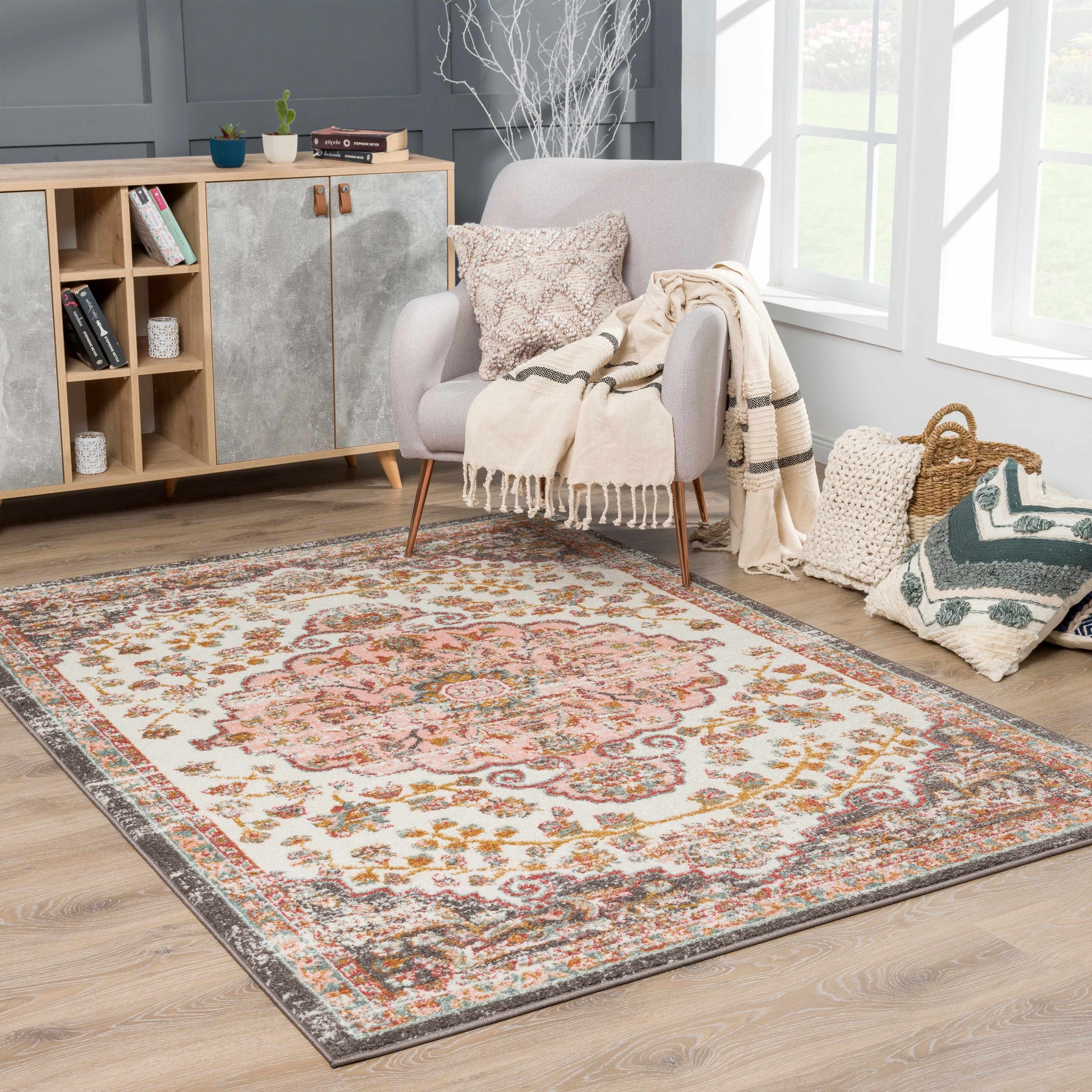 Oark Floral Medallion Area Rug - Boutique Rugs